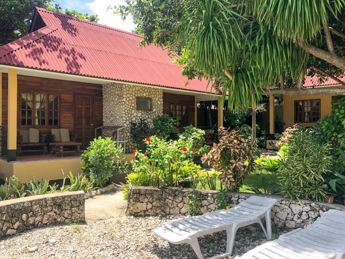 Tipolo Beach Resort Moalboal Ngoại thất bức ảnh