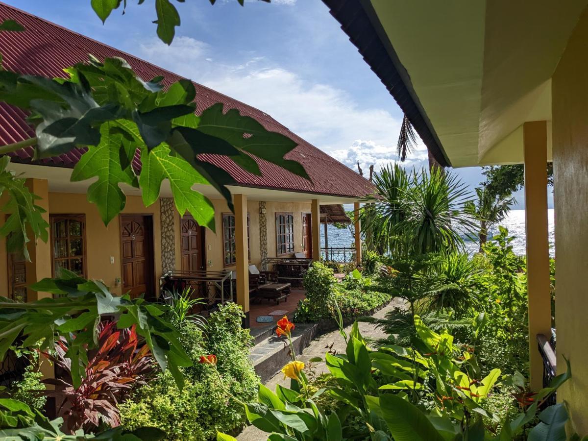 Tipolo Beach Resort Moalboal Ngoại thất bức ảnh