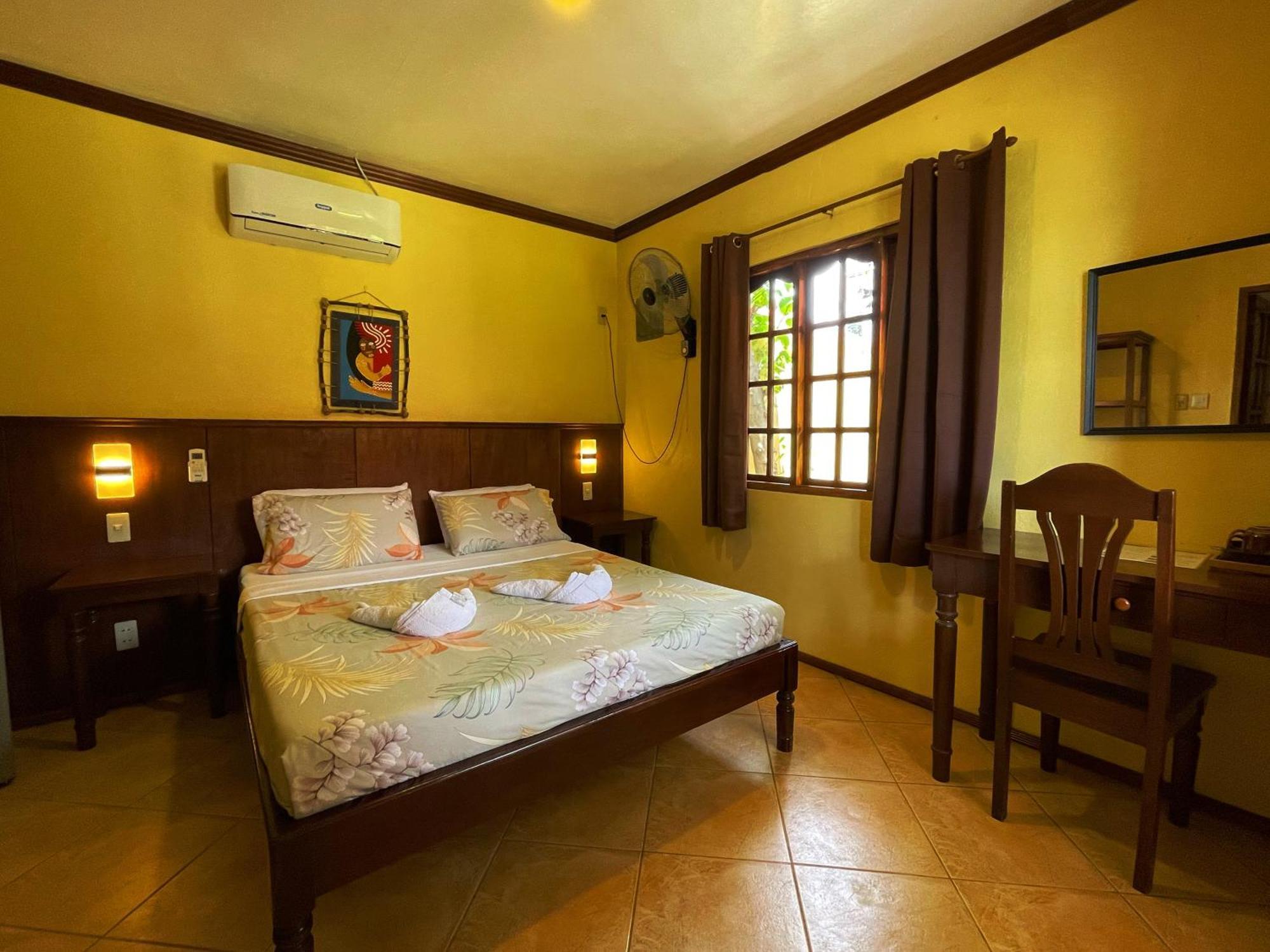 Tipolo Beach Resort Moalboal Ngoại thất bức ảnh