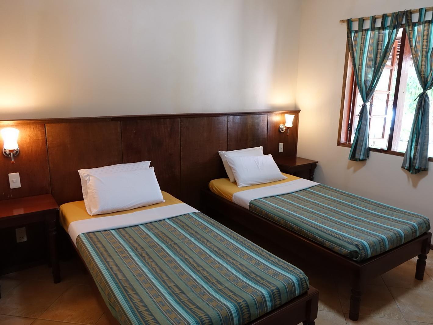 Tipolo Beach Resort Moalboal Ngoại thất bức ảnh